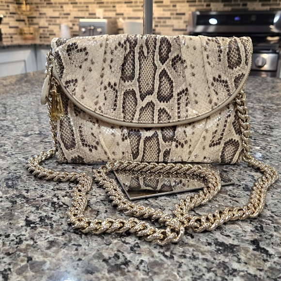 henri bendel Handbags - Henri Bendel Beige Snake-Print Chain Crossbody Bag Clutch